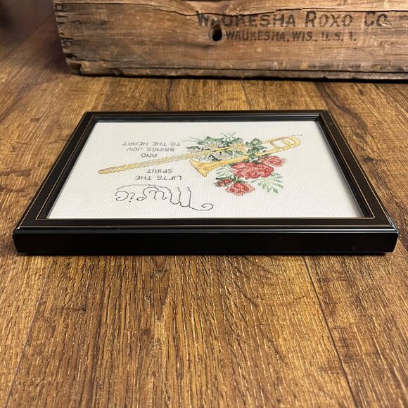 Framed Completed Counted Cross Stitch Trombone & Flowers 1991 - Picture 7 of 8